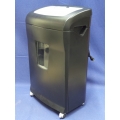 Staples 15 Sheet Paper Shredder SPL-TXC15A Staples 15 Sheet Paper Shredder SPL-TXC15A